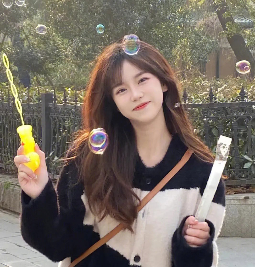 她和他的恋爱剧本