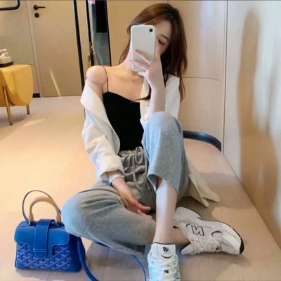 穿越后，皇上追来现代了